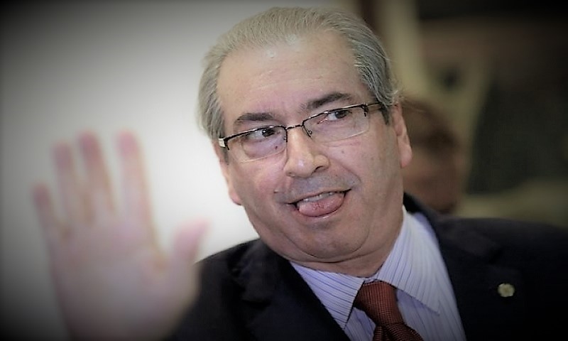 Ex-presidente da Câmara Eduardo Cunha tem prisão revogada pelo TRF-4
