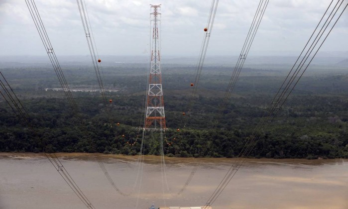 Pane no linhão de Tucuruí deixa Manaus sem energia