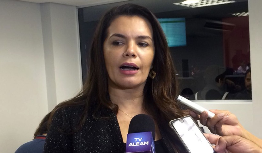Alessandra Campelo