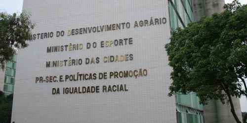 SERVIÇO-PUBLICO-EXPULSA-SERVIDORES