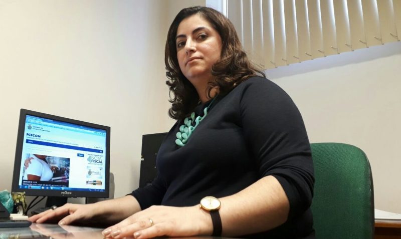 FCeCon-Ana Paula-diretora-presidente