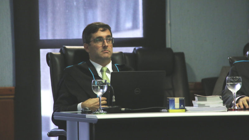 Auditor do TCE - Luiz Henrique Pereira Mendes