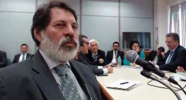 EX-TESOUREIRTO PT PRISAO LAVAGEM DELUBIO