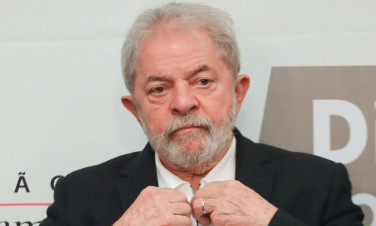 LULA RECUPERA MOTORISTAS ASSESSORES SEGURANCAS