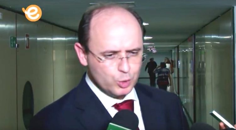 MINISTRO ROSSIELI MERENDA ESCOLAR SUFICIENTES