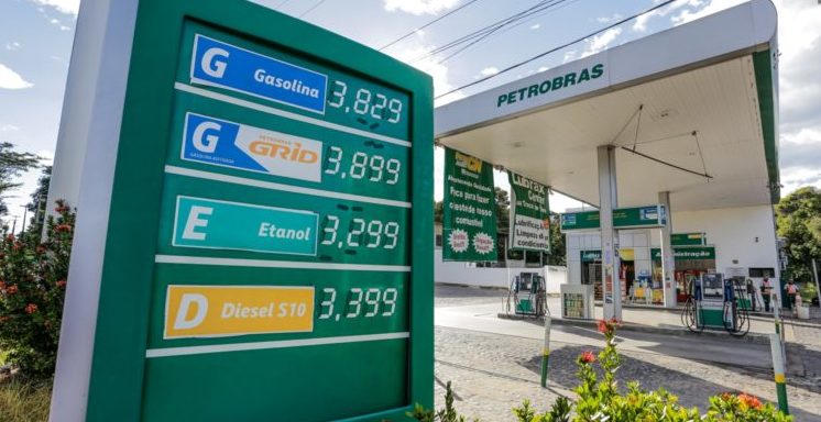 PETROBRAS DERRUBA PRECO GASOLINA
