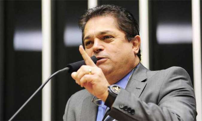 DEPUTADO PRESO REASSUME MANDATO