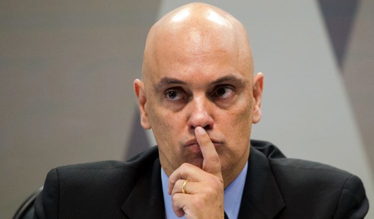 GUARDAS ARMAS FOGO STF MORAES