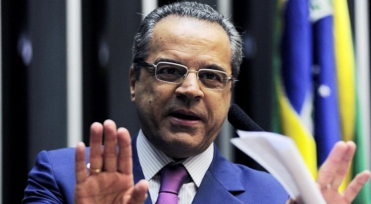 EX-PRESIDENTE CAMARA LIBERDADE EDUARDO ALVES, EX-MINISTRO OPERRACAO MANUS
