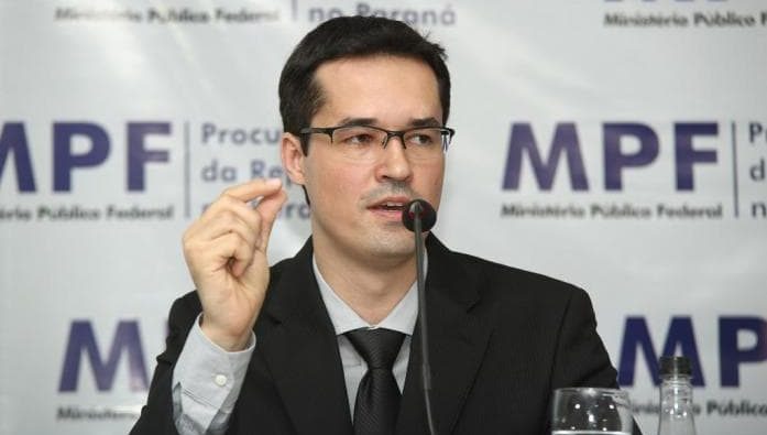 STF determina que caso do 'power point do Deltan' seja julgado hoje