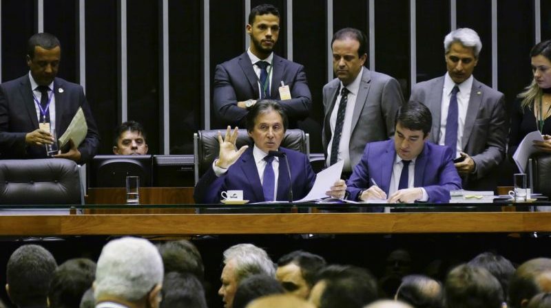 CONGRESSO PROIBIÇÃO REAJUSTE SERVIDORES