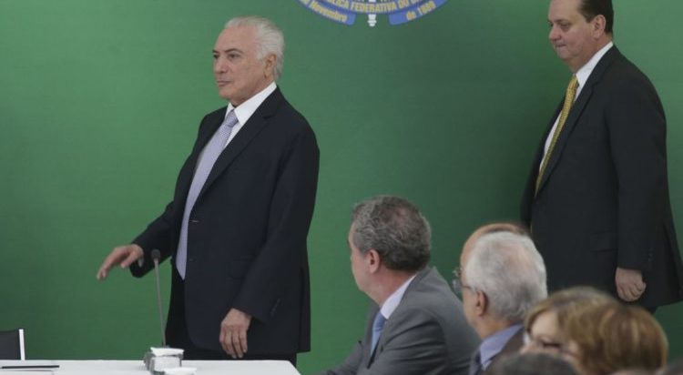 ADVERSARIOS MEIRELLES COITADOS TEMER