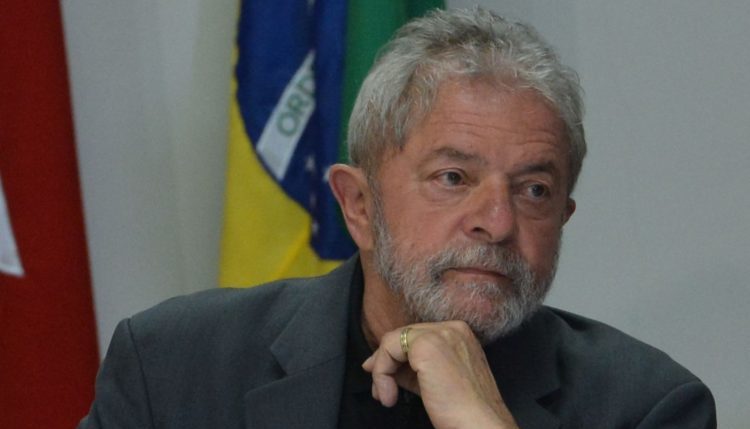 LULA DESISTE PEDIDO LIBERDADE
