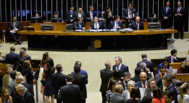 SENADO RECORRE MEDIDAS PUNITIVAS
