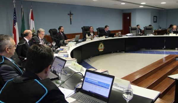TCE contas