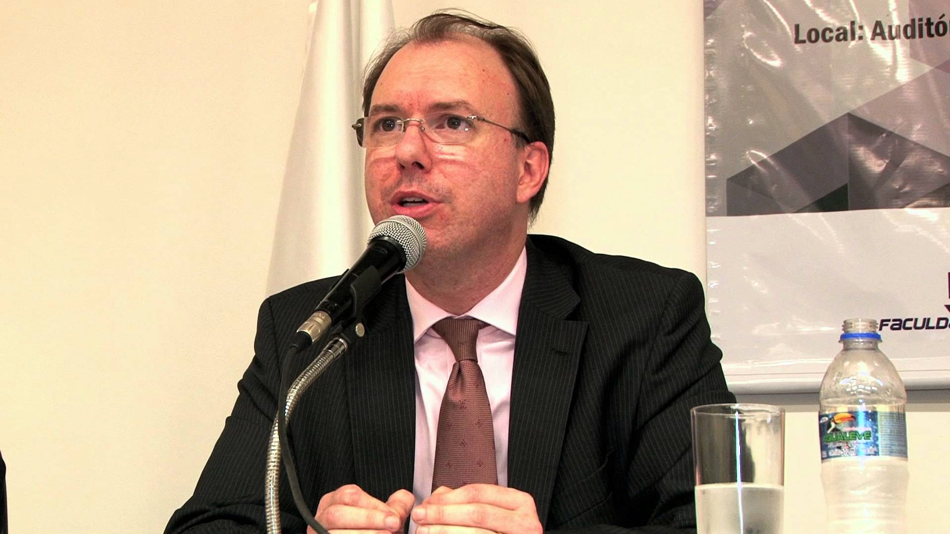 MINISTRO FAKES NEWS BOLSONARO