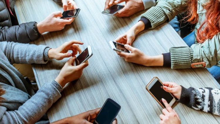 Associações CELULARES BLOQUEIO ANATEL