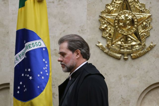 Inquérito das fake news descobre recurso internacional nos ataques