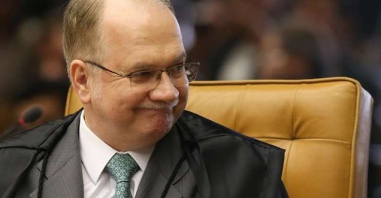 Fachin DEFESA LULA BUSCANDO CANDIDATURA