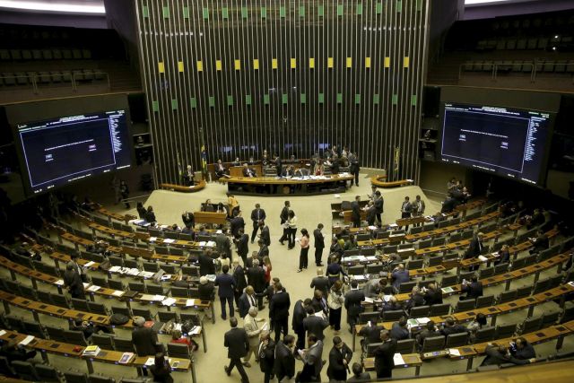 Percentual de mulheres eleitas para deputadas federais vem aumentando nas últimas legislaturas