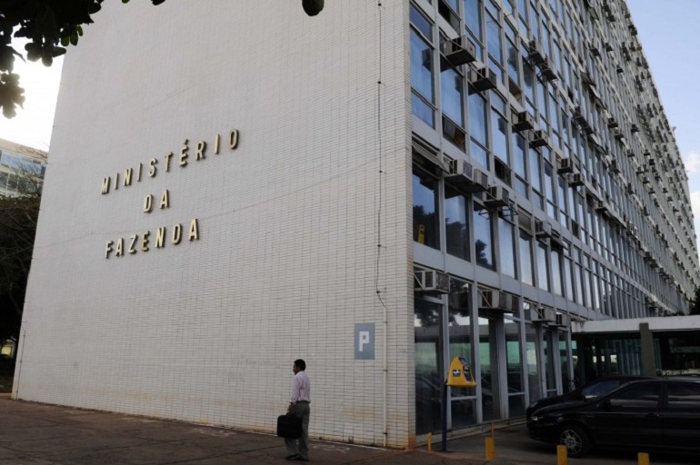Superministério da Economia funde Fazenda, Indústria e Comércio mais Planejamento