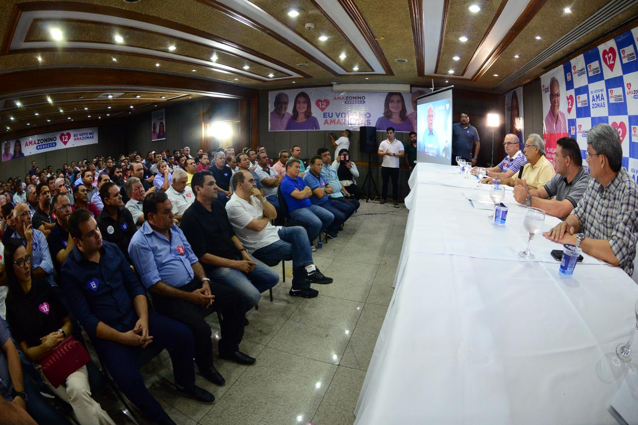 Reuniรฃo de prefeitos do interior com Amazonino Mendes garante apoio ao governador