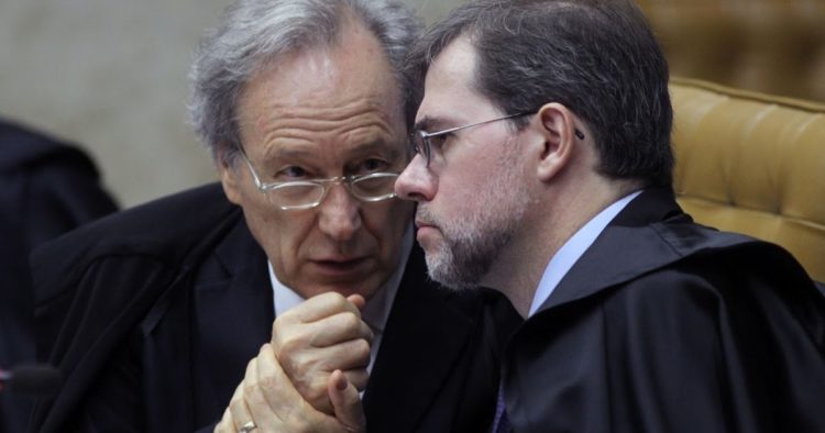 LEWANDOWSKI DESVIO PODER SUPREMO TOFFOLI