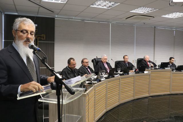 TRE-AM quer apuração e punição imediata aos responsáveis pelo derrame de santinhos