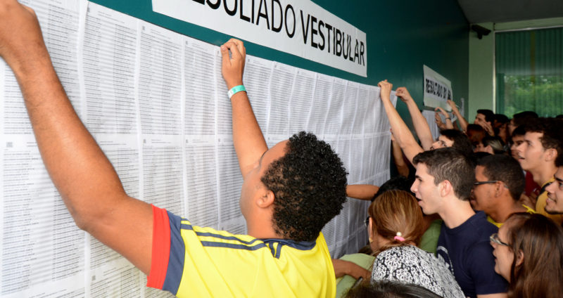 UEA lança editais para vestibulares de ingresso em 2021