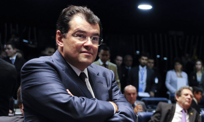Pesquisa Eduardo Braga