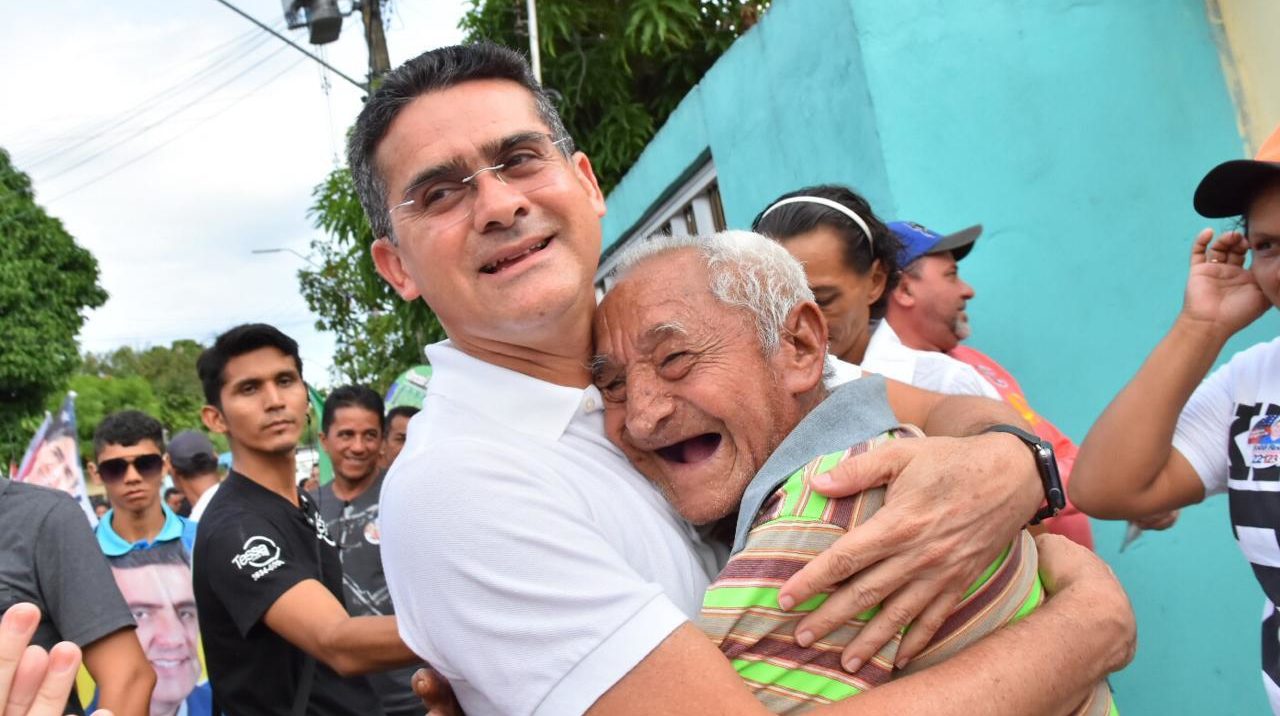 David Almeida emenda para Idosos em Parintins