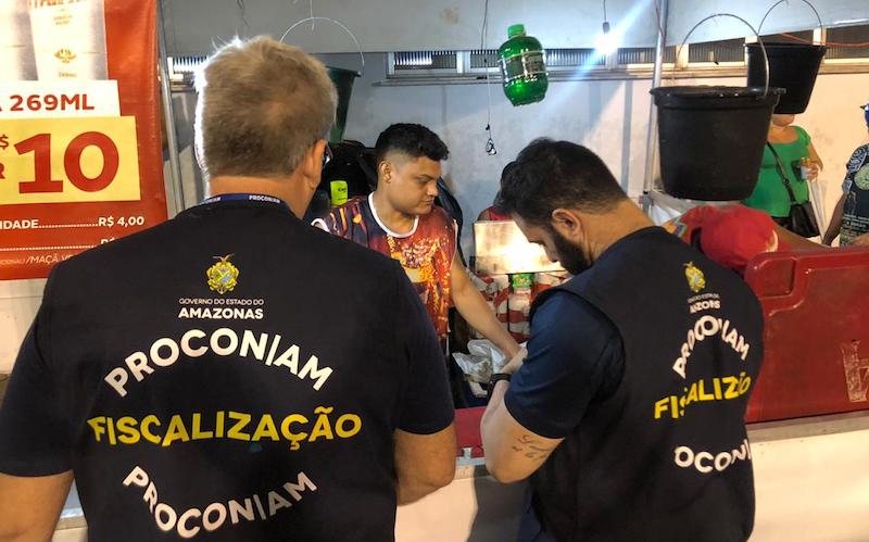 Procon-AM autua 11 faculdades por irregularidades no ensino a distância