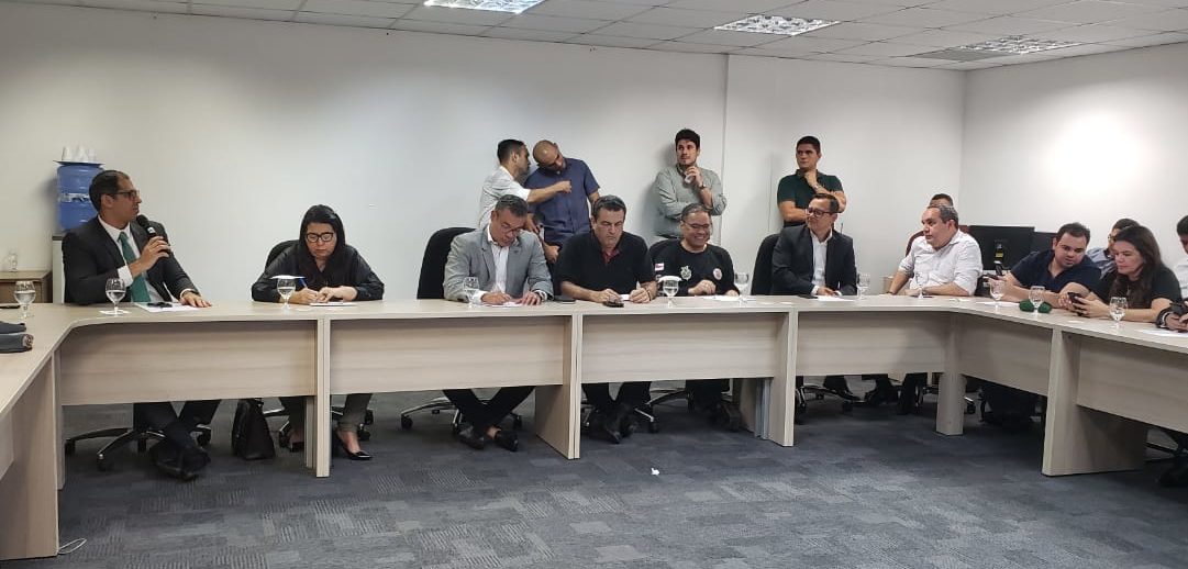 Josué Neto, gabinete de crise