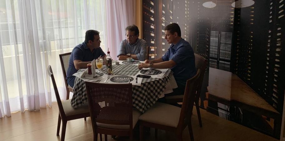 Rotta, Pauderney e Wilker almoçam