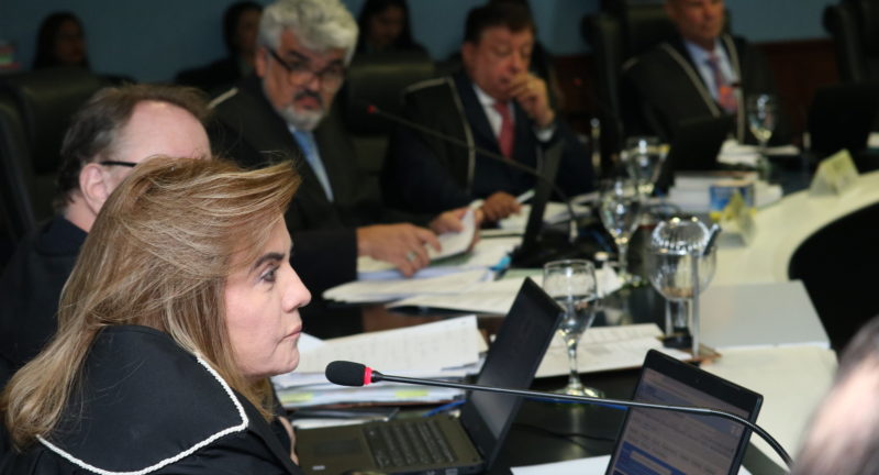 TCE gastos com pessoal