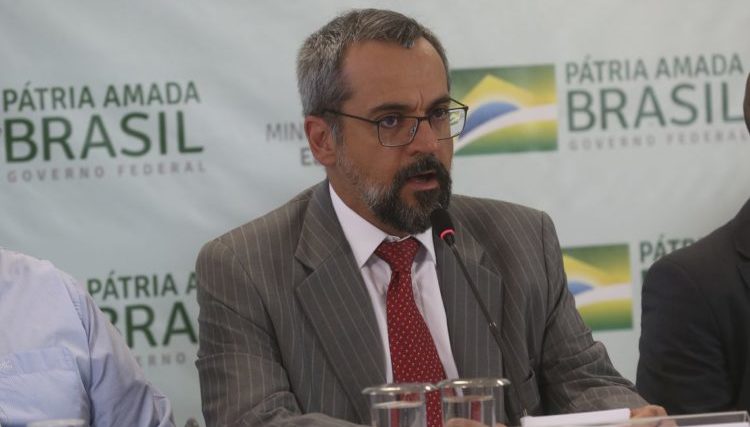 mec, universidades, bilhao, institutos