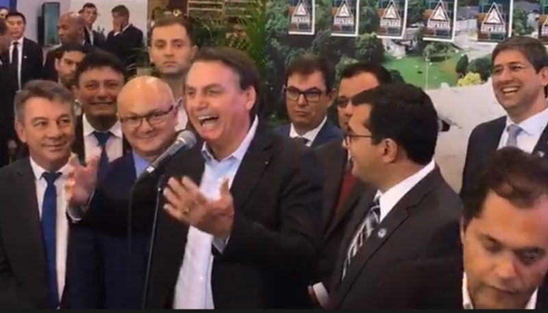 Bolsonaro Edital Gargalhada