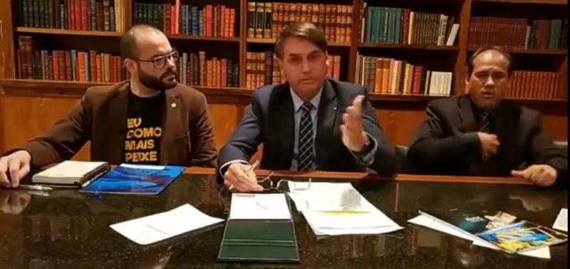 bolsonaro, ajuda, australia, macron, pirralha