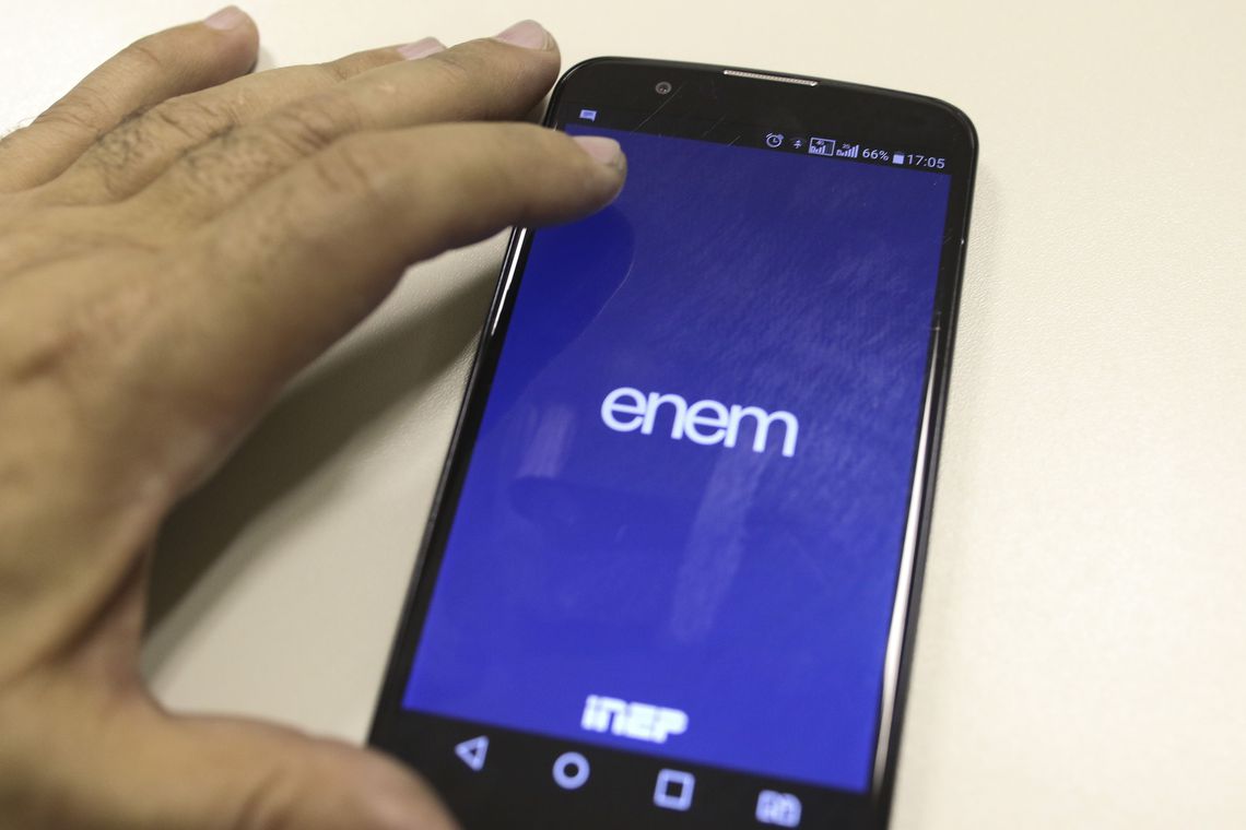 Enem mudança de data