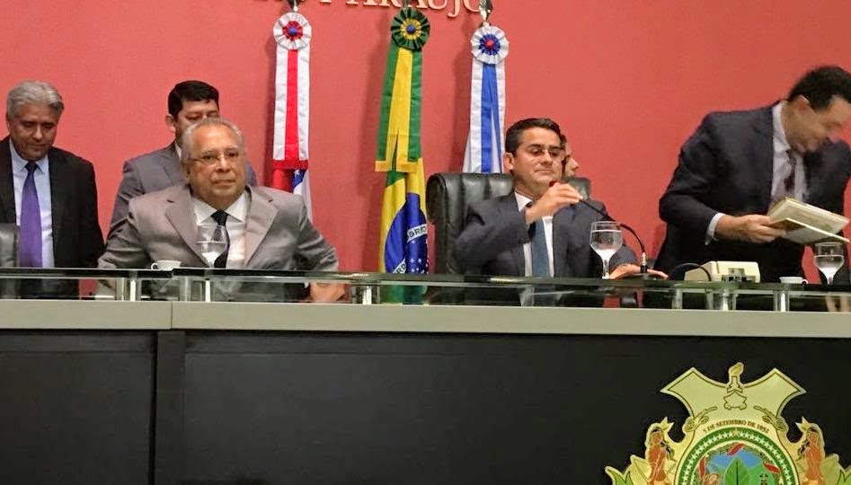 Amazonino e David