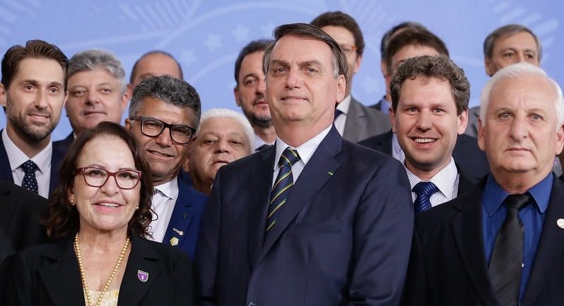 bolsonaro, vantagem, adversarios, 2022
