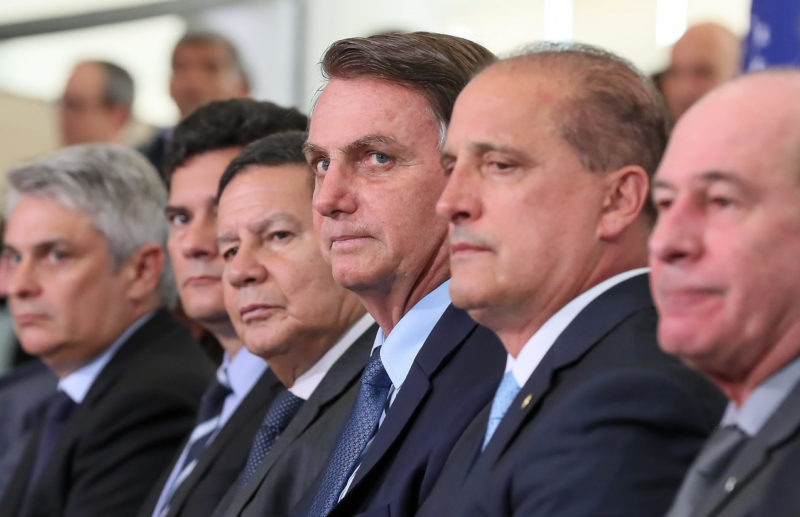 Bolsonaro Nomes UBS Silêncio Declarações Moro Coronavírus Concentrados emendas