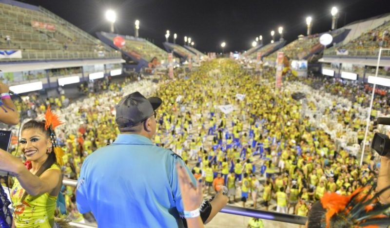 Carnaboi homenagem Arlindo Jr.