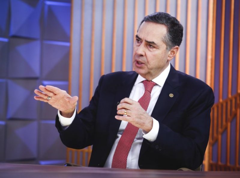 Barroso faz acordo com OEA para acompanhar eleições no Brasil