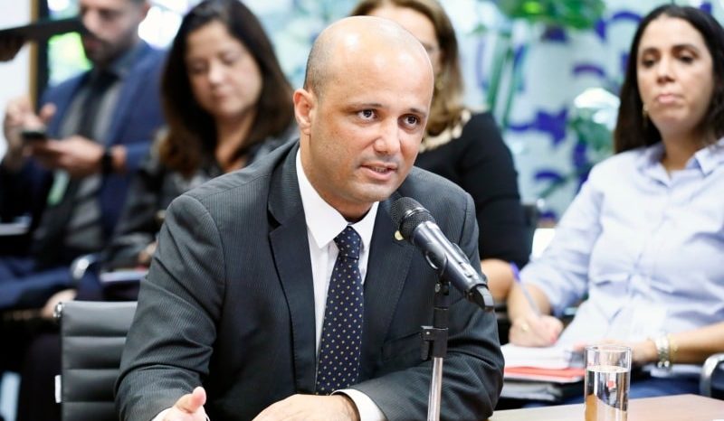 psl, maia, suspende, deputados