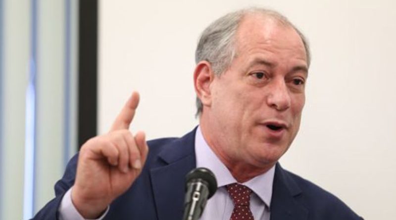 ciro, ataca, bolsonaro, ladrao