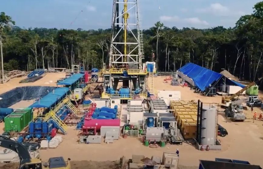 Justiça libera Eneva a retomar exploração no campo do Azulão em Silves