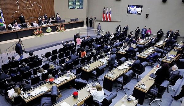 ALE-AM terá Sessões Plenárias em formato híbrido nesta terça-feira
