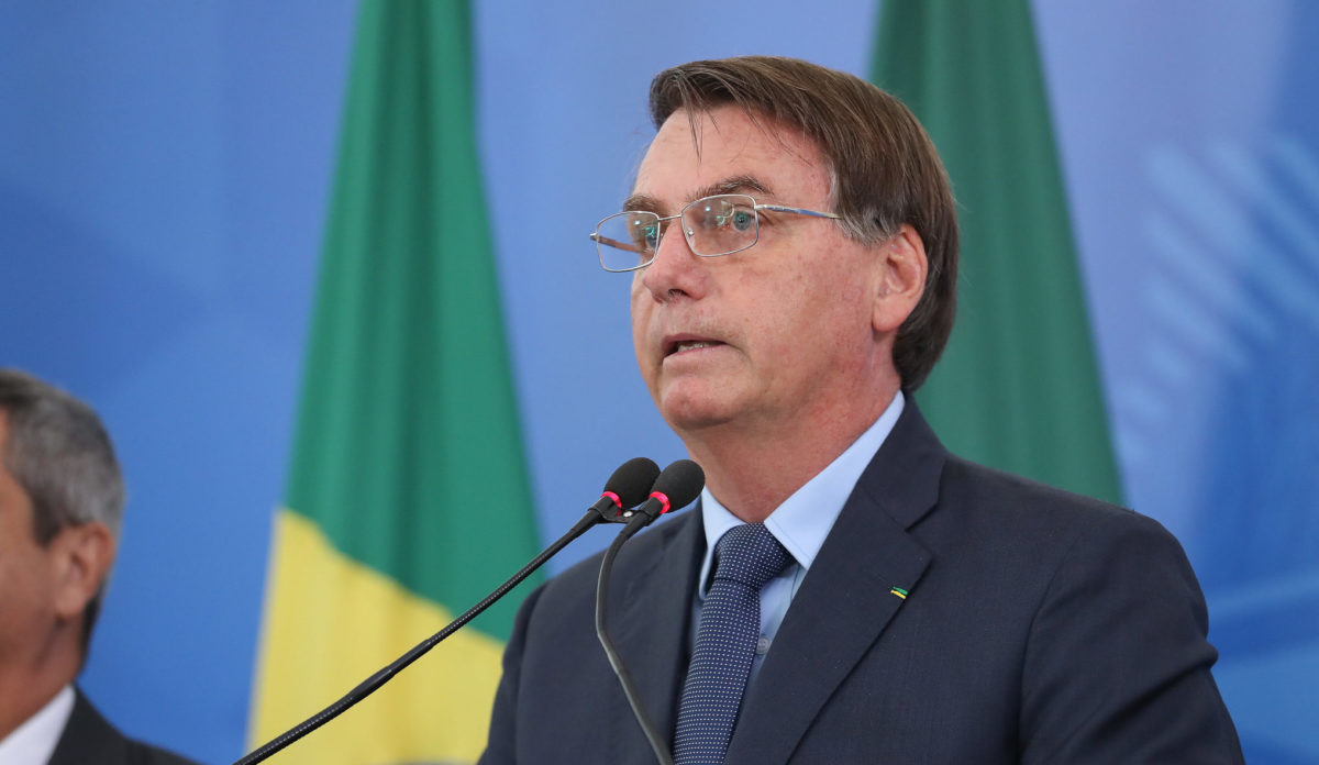 Presidente volta a criticar restrições e defende liberdade de circulação