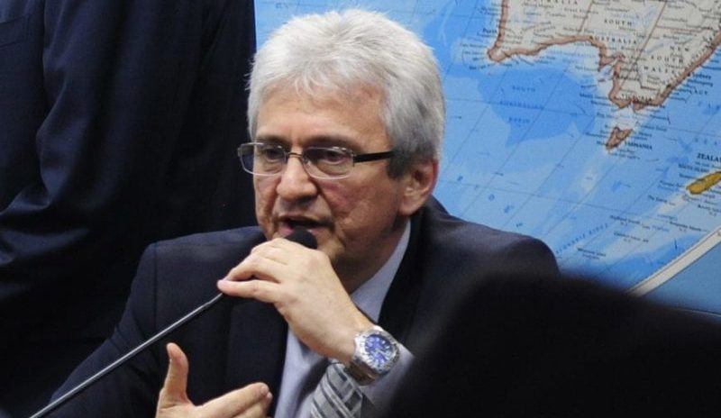declaração, imposto, renda, adiado